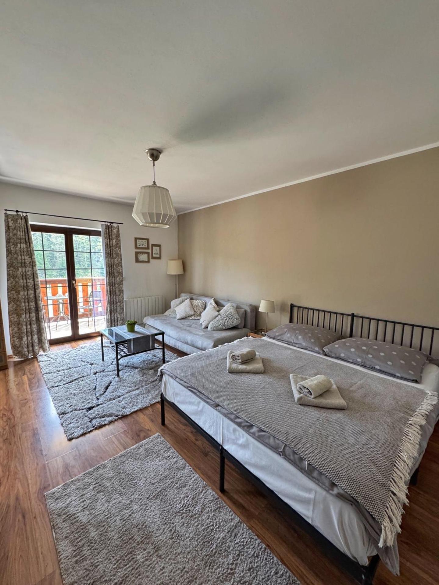 Apartment Barbora 2 루좀베로크 외부 사진